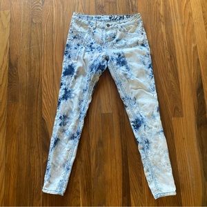 Volcom women’s liberator legging acid wash size 5.